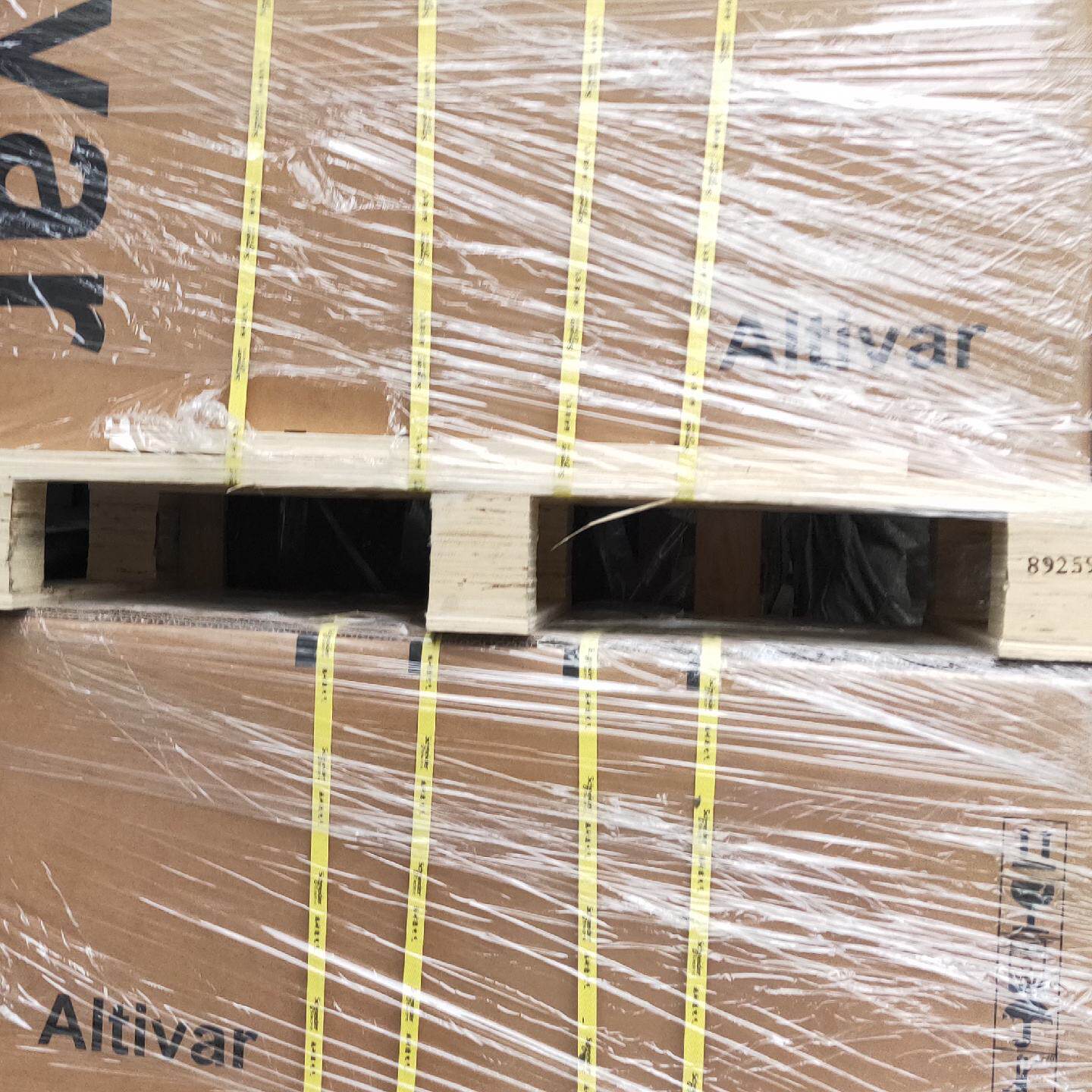 议价施耐德132KW变频器ATV61HC13N4变频器特价销售