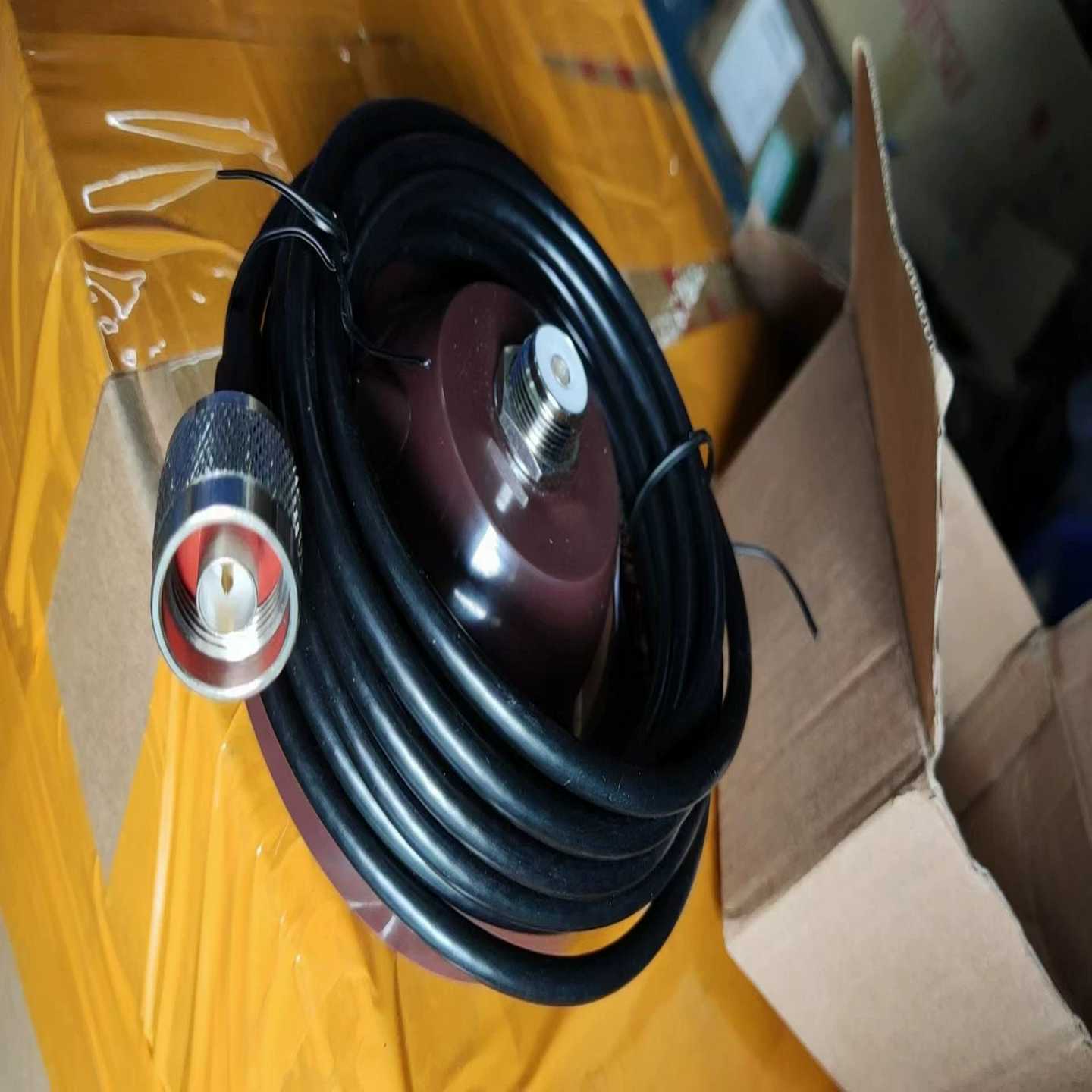 健博通TQC-900BIIUHF天线，全长约80cm，频率--议价商品