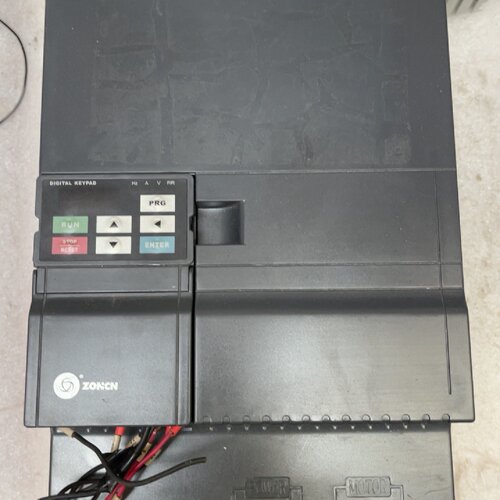 众辰变频器Z2400T22G30P一台22kw-议价