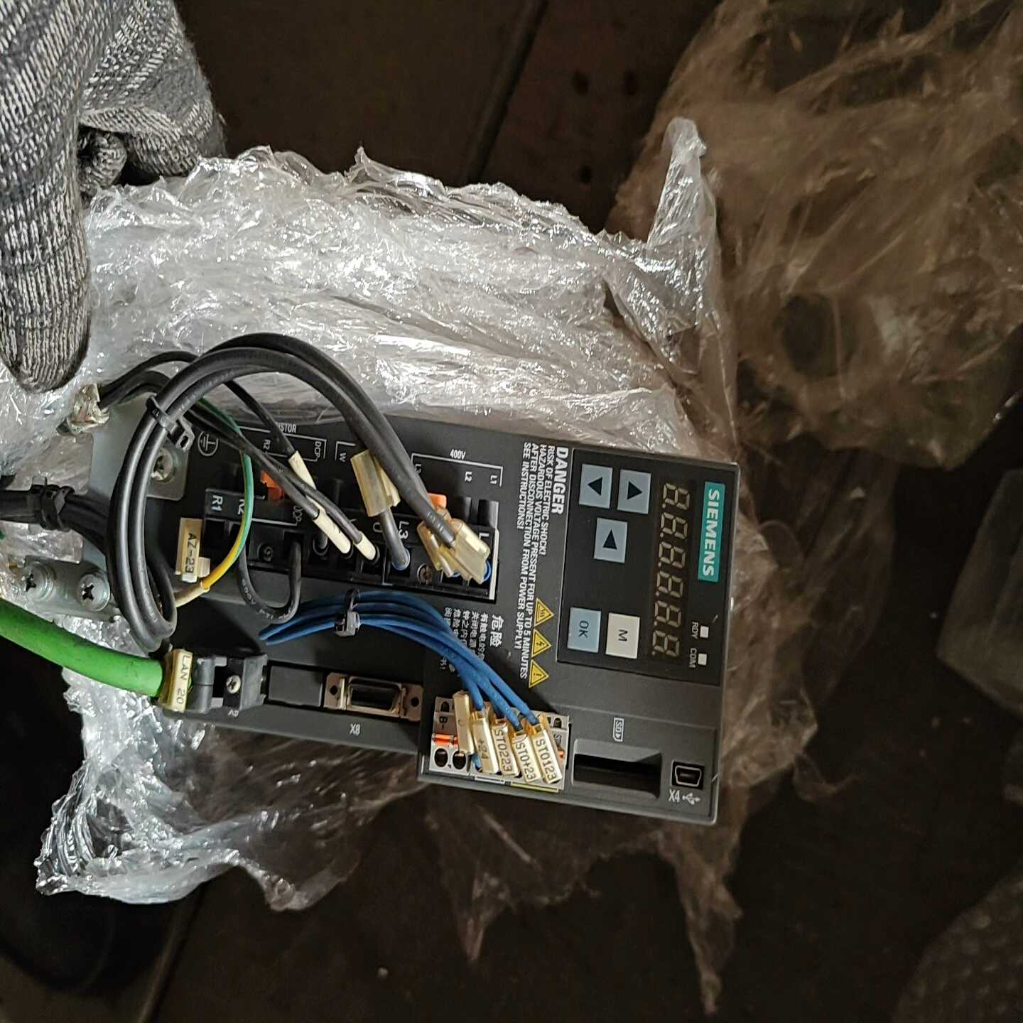 6SL3210-5fe11-0fu0西门子v90pn-议价