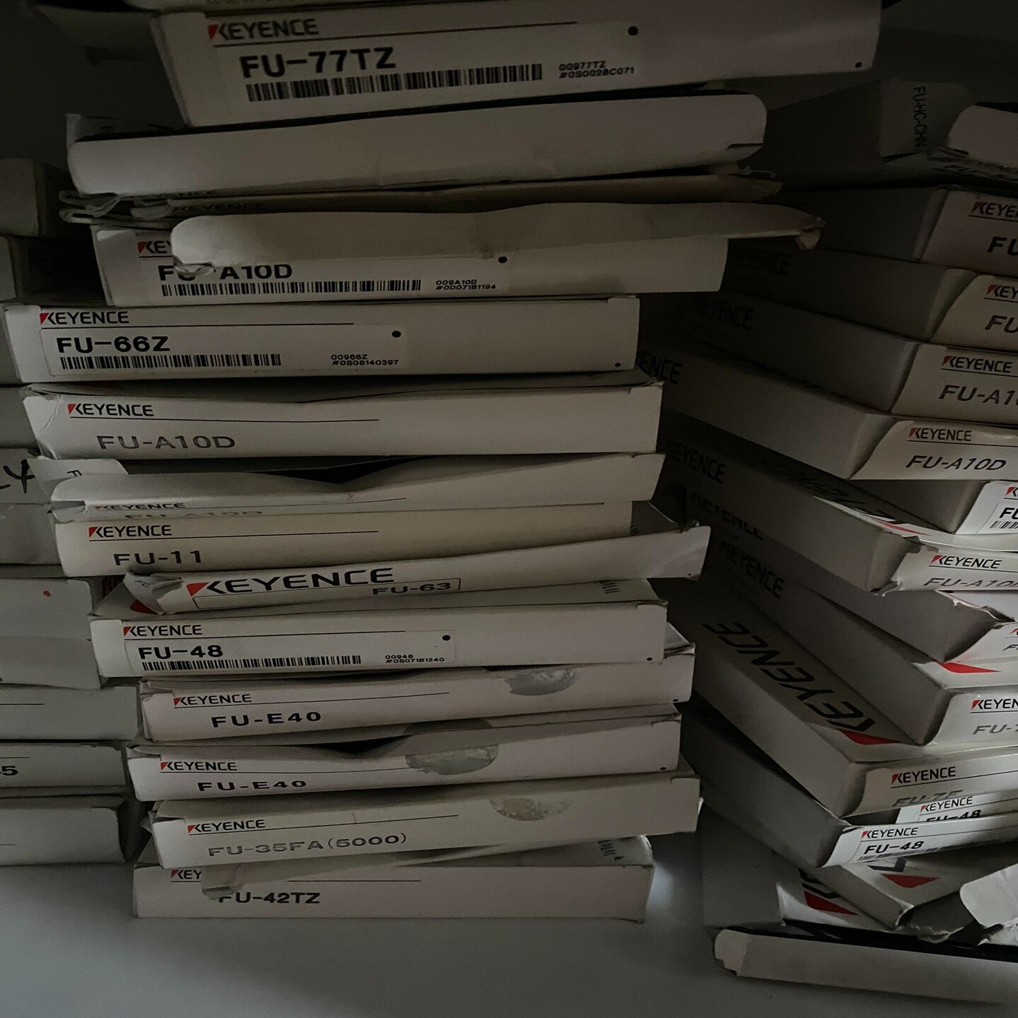 FU-E40  FU-77TZ基恩士光纤传感器FU-7F~询价