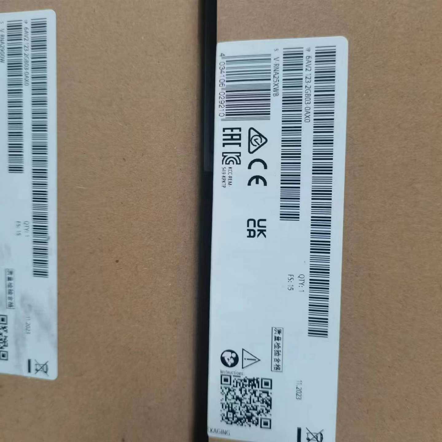 6AV2123-2GB03-0AXX0KTP700人机界面按键触摸操作原装现