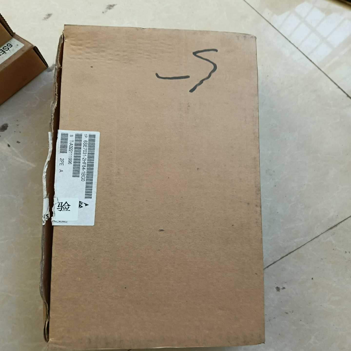 西门子6SE7031-2HF84-1BG0全新库存一个，用的--议价商品