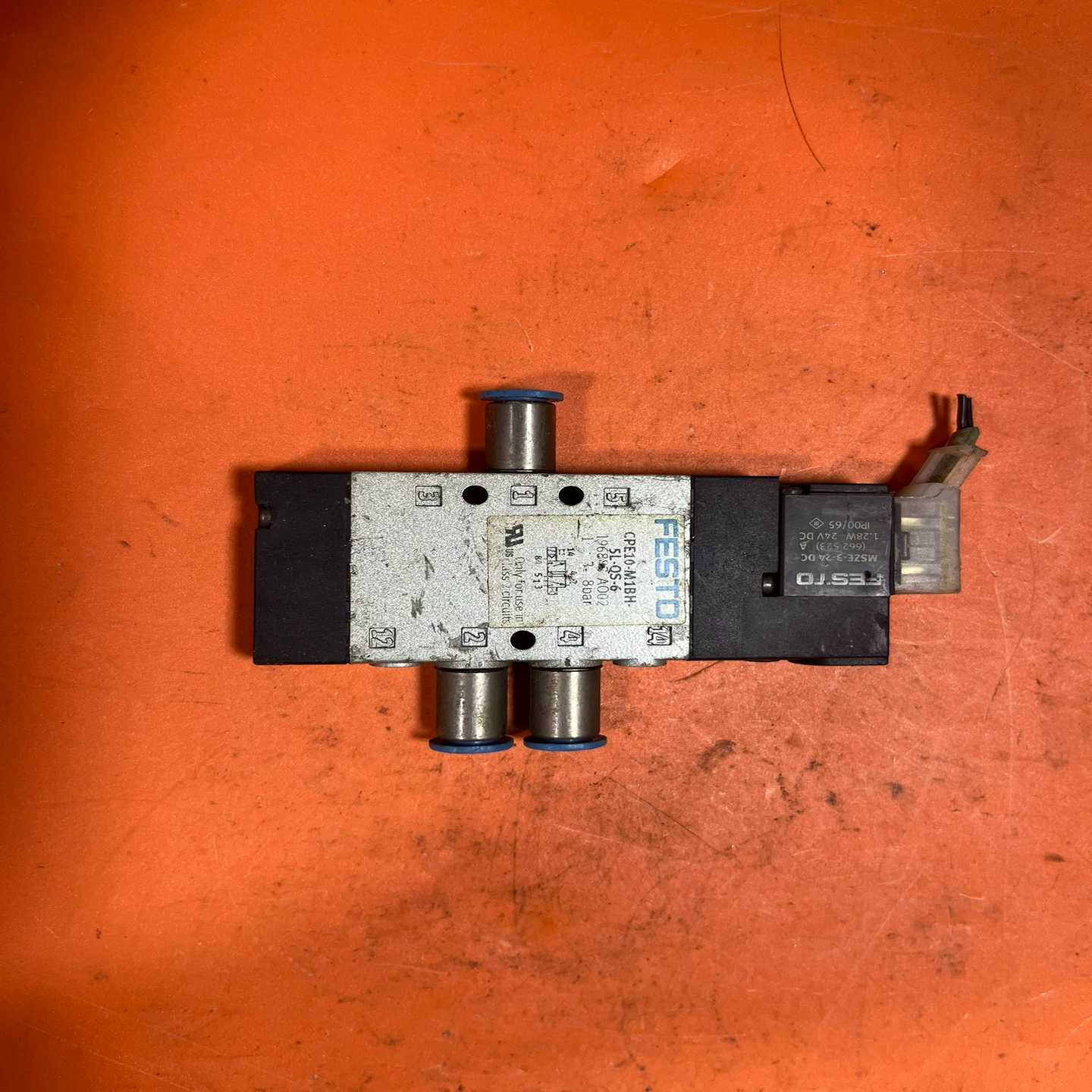 FESTO费斯托电磁阀CPE10-M1BH-5L-QS-6，--议价商品