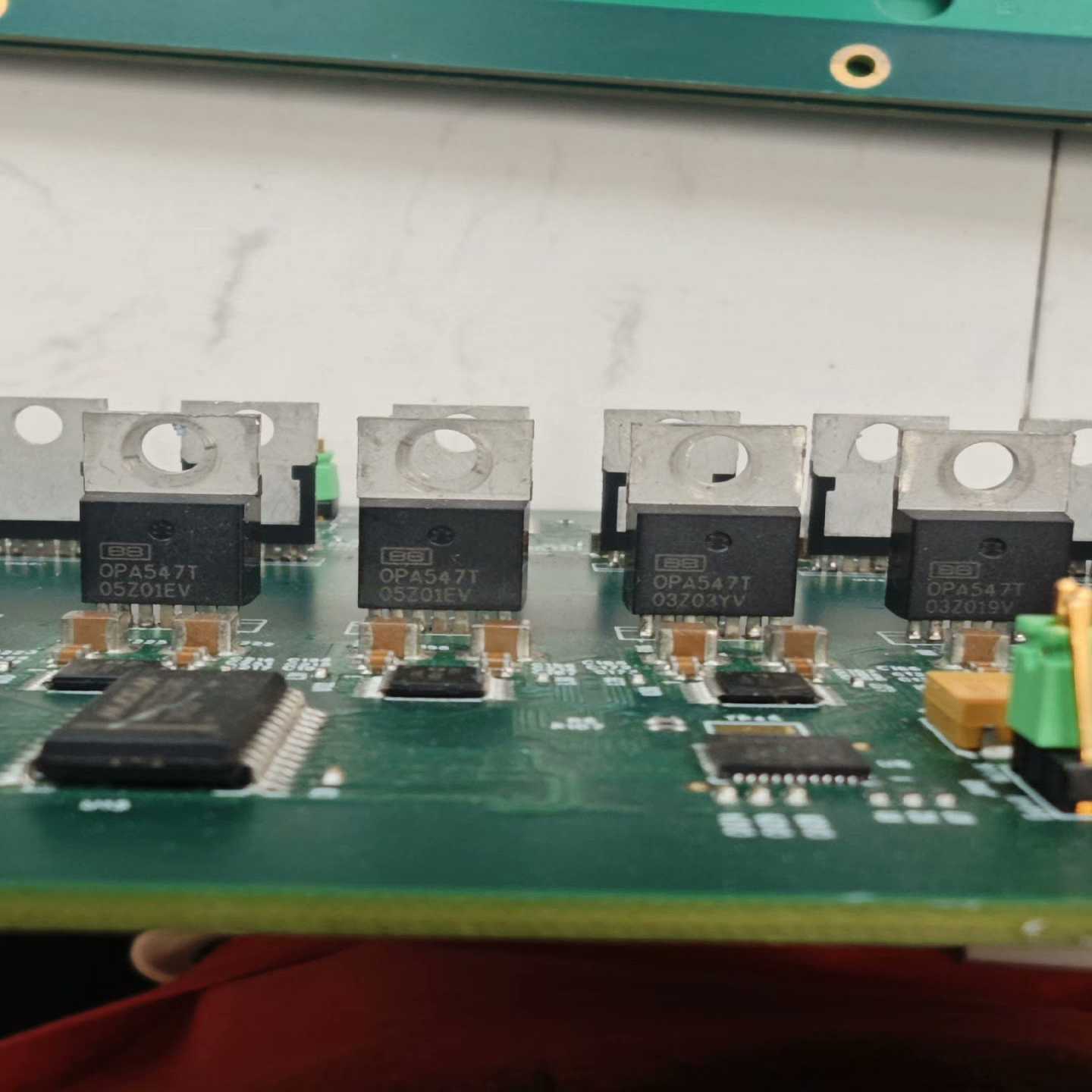 议价OPA547T