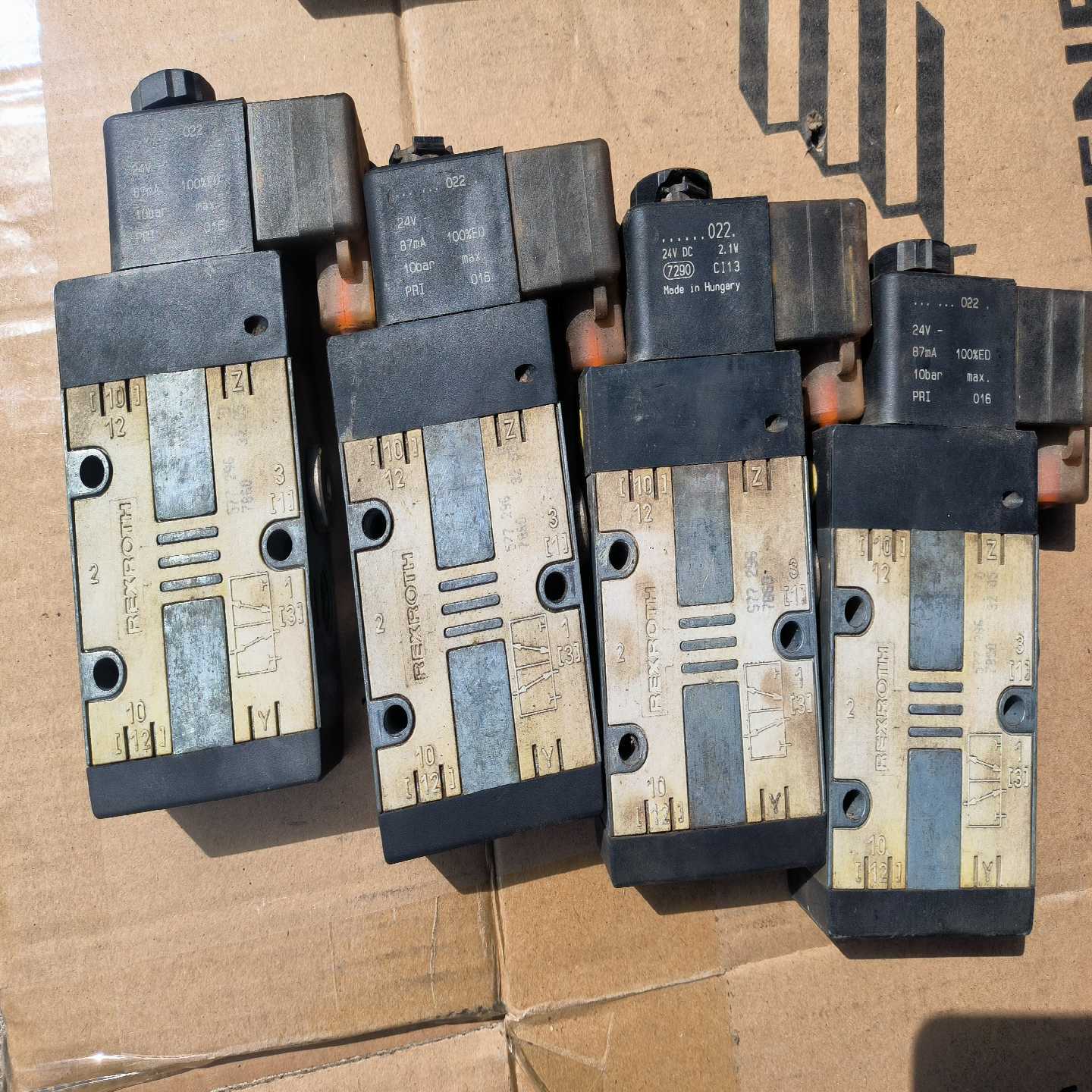 力士乐电磁阀力士乐气动电磁阀577296-询价客服