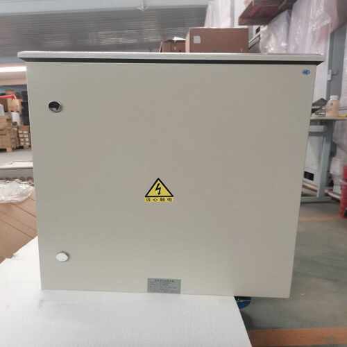 询价金泽220V100交流配电箱30台。