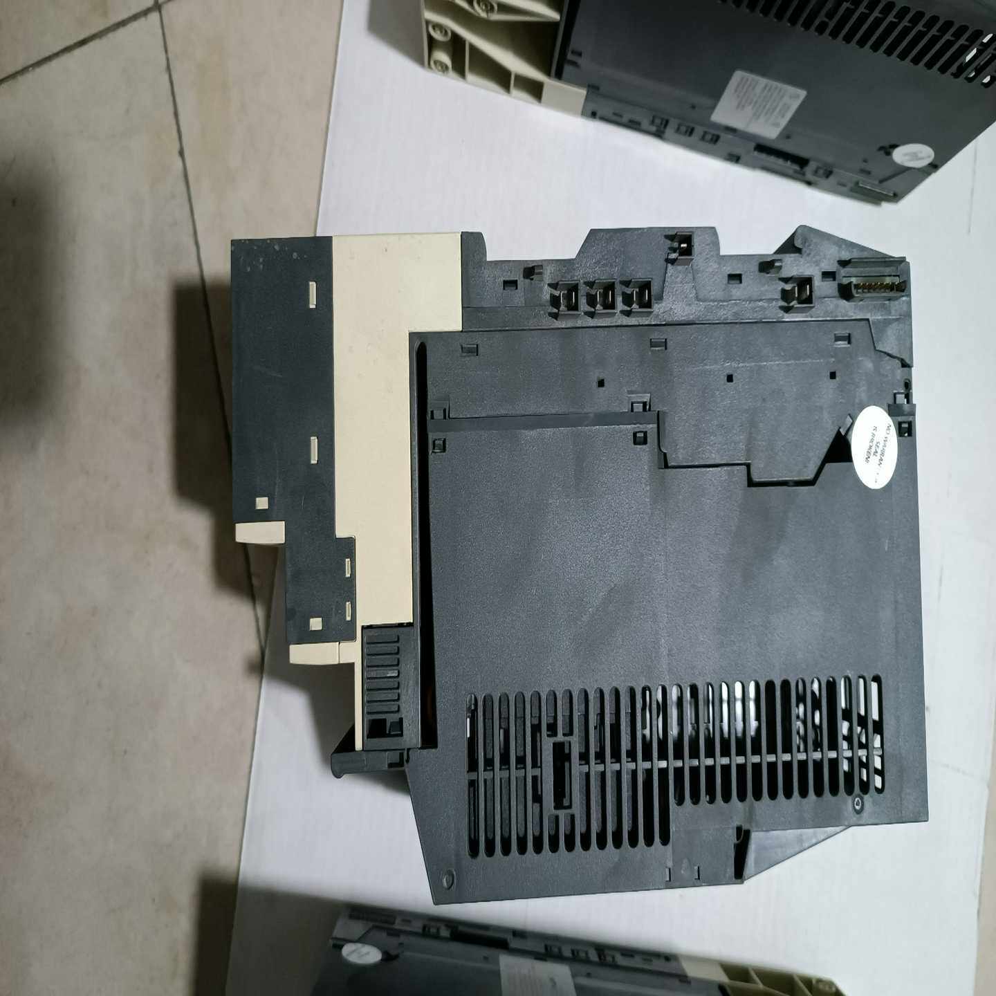 PLC倍福CX2033-0175/CX2100-09(胖胖商铺）