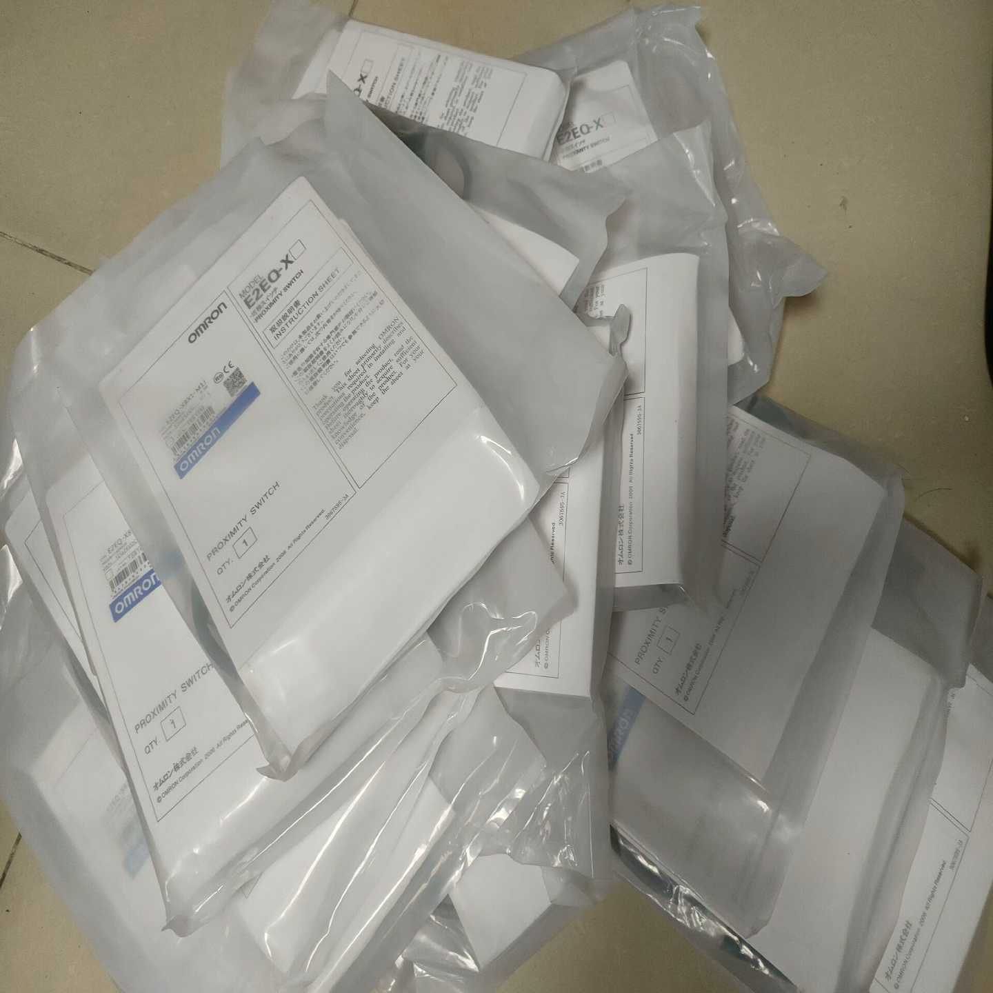 接近开关E2EQ-X8X1-M1J，，剩余多个，需询价