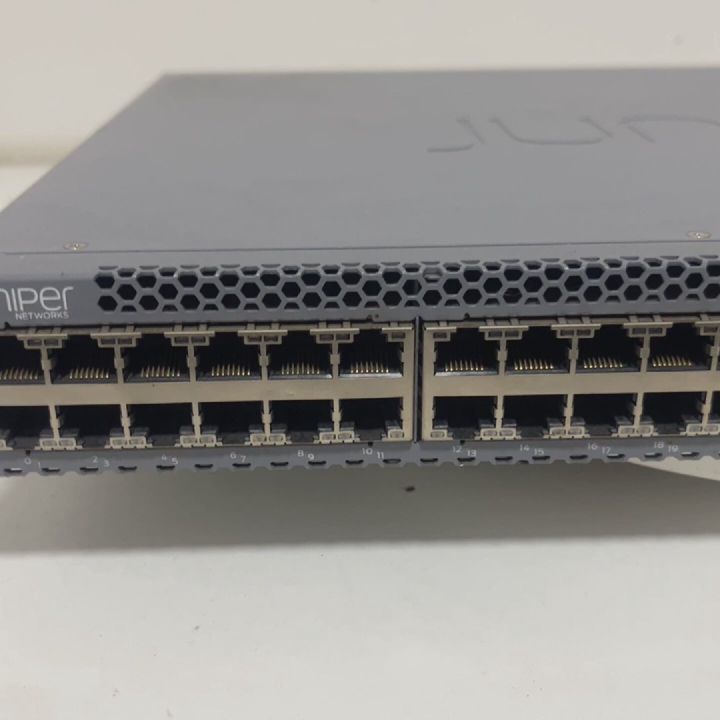 询价-瞻博JuperEX330048T交换机拥有48个千