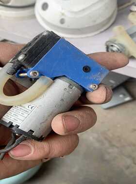 议价武汉优利可膜片式气泵WA50EEDC，实物如图拆机件