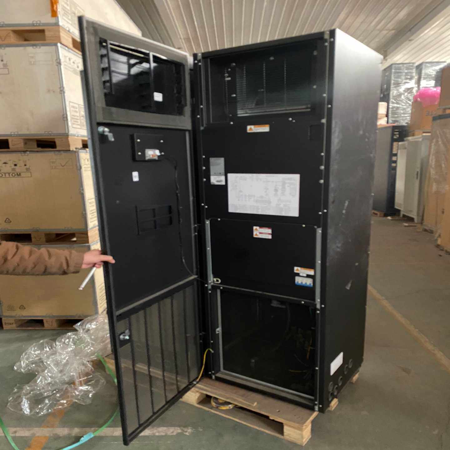 华为精密空调间空调NetCol8000-A013U4WEO