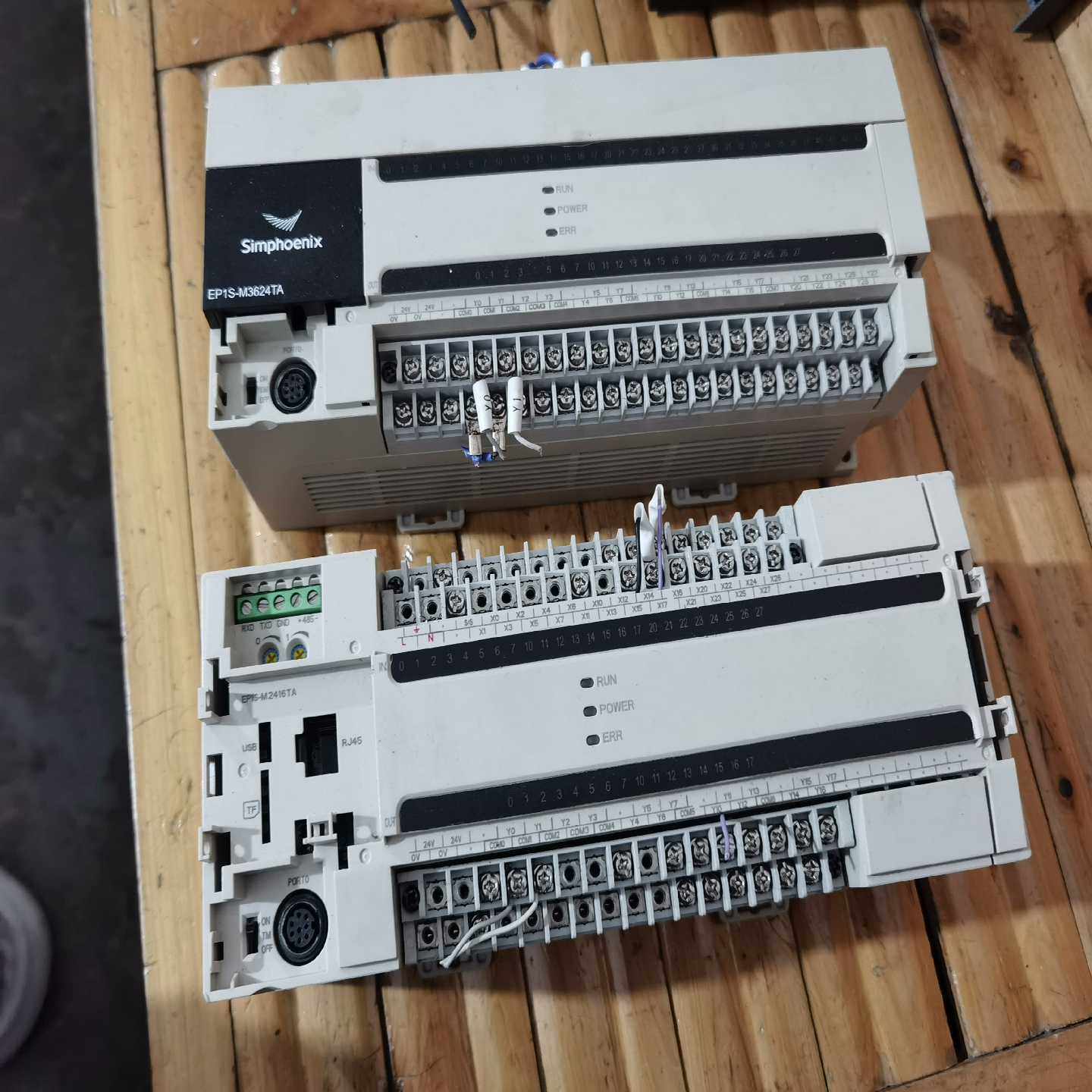 询价四方L1-M24161-M624