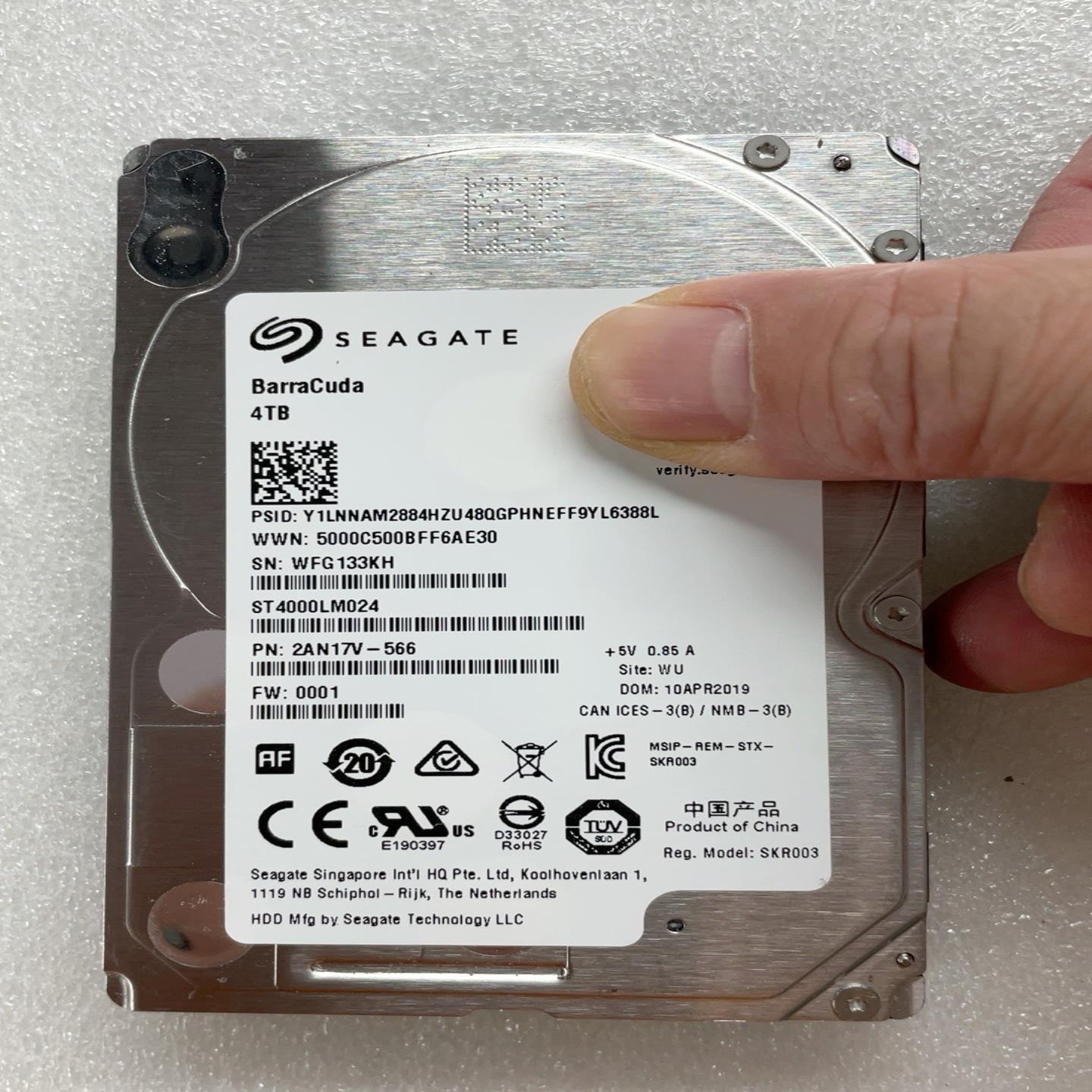 询价拍~ST4000LM024 4T全好盘