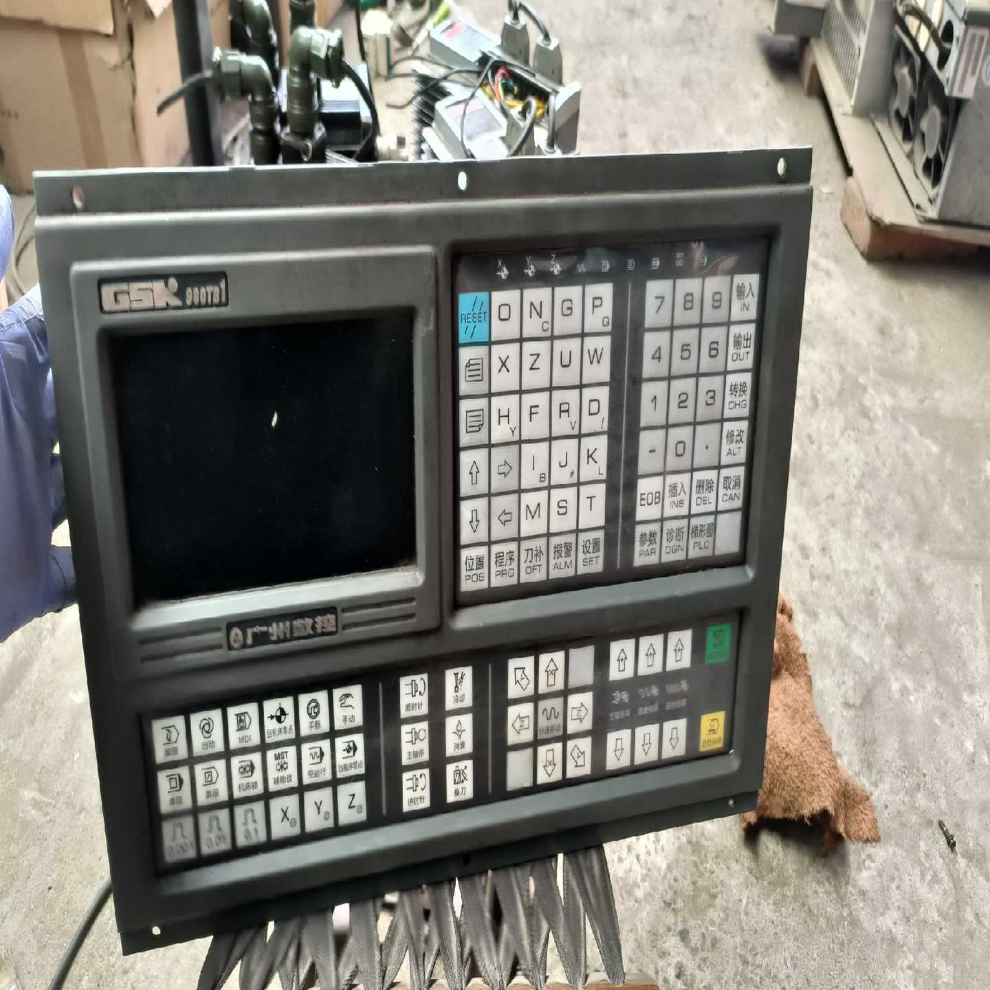 议价广B数GSK980TB1数控系统现货/维修