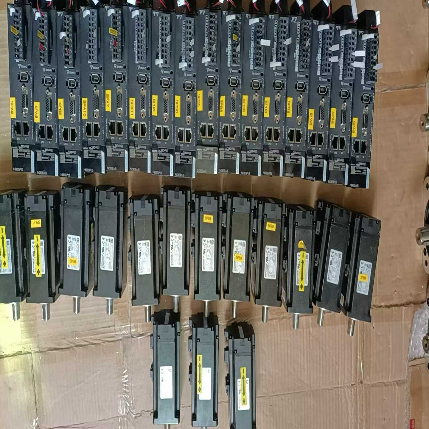 汇川伺服驱动器SV630NS2R8I，配套电机MS1H4-4--议价商品