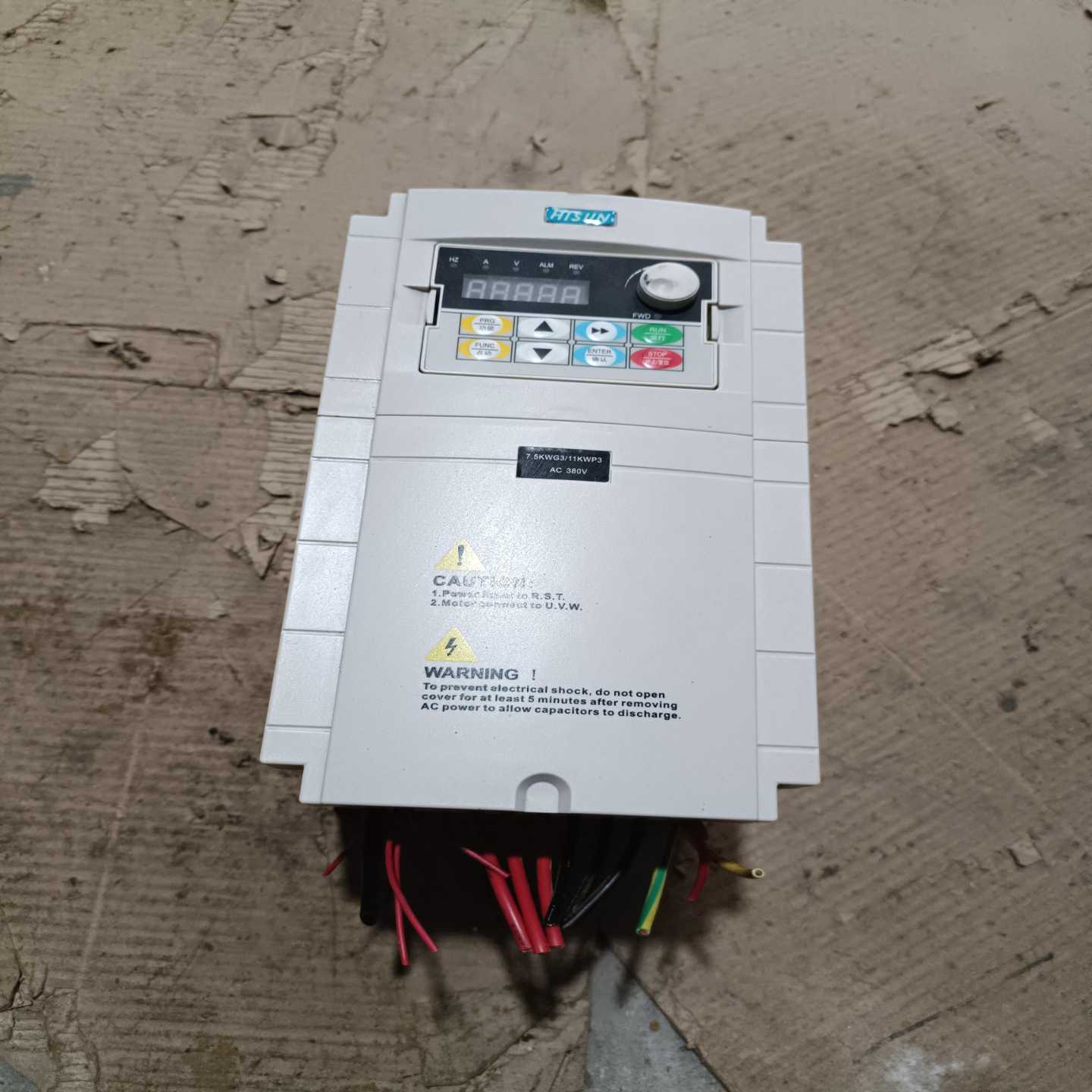 海尚变频器7，5KW11KW刚拆机成色如图完好无损功能包好--议价商品