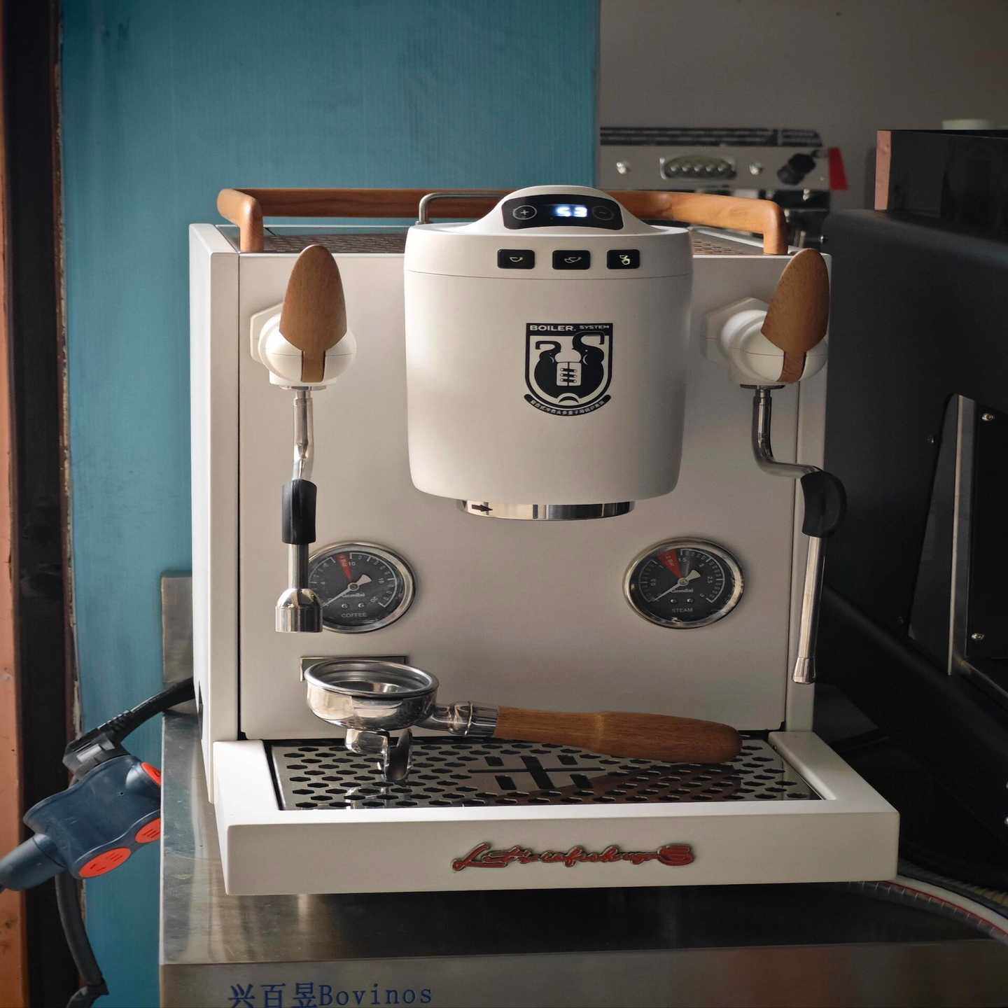 格米莱鹦鹉3131C半自动咖啡机，全新升级版，白色陶瓷机身--议价