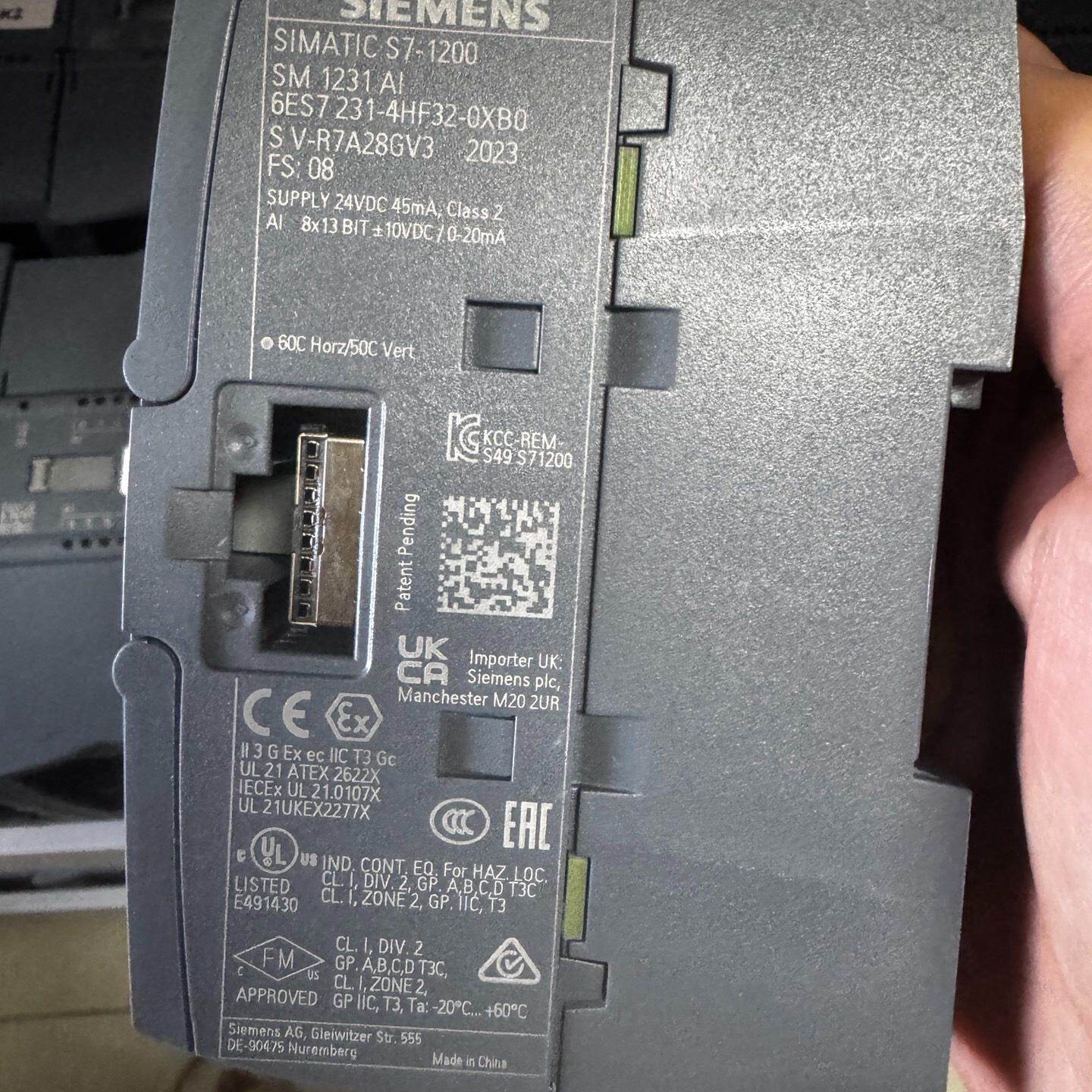二手西门子PLC,型号是231-4HF32,裸机出售。成色--议价商品