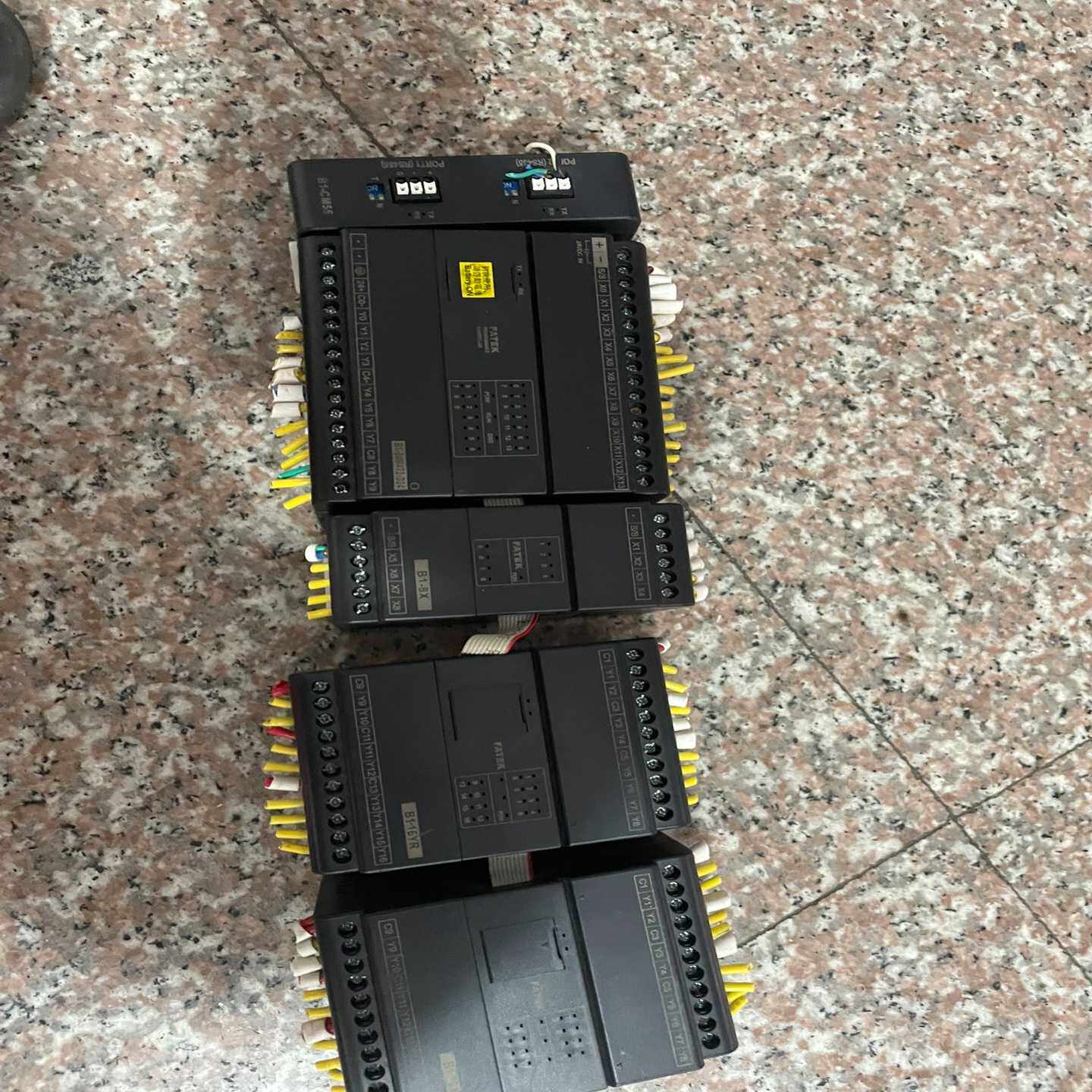永宏PLC-B1-24M4T2-D24带扩展B1-CM55适用