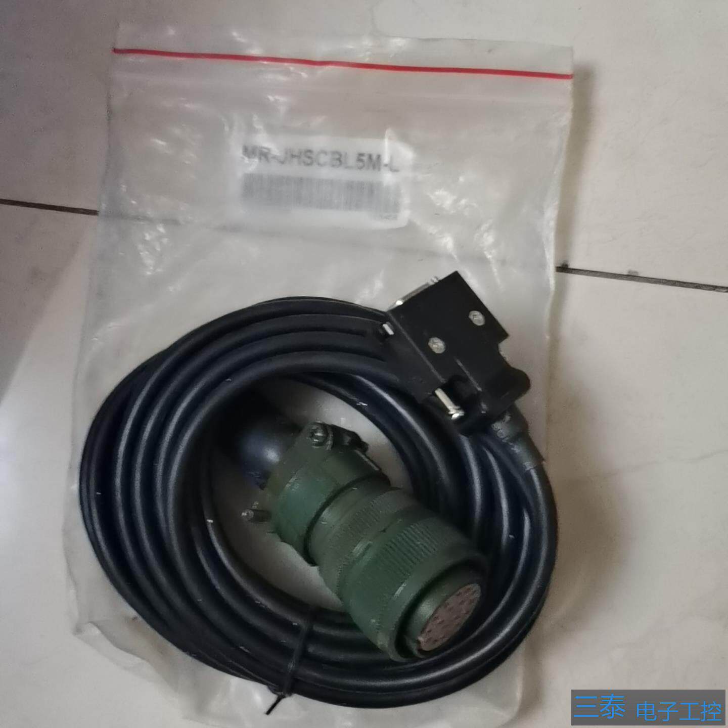 三菱伺服编码器电缆 MR-JHSCBL5M-L 5M 闲，议价