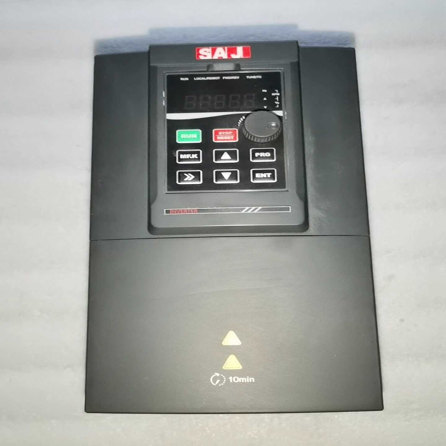 议价三晶SAJ变频器VM1000B-4T7R5GB，7.5KWL3现货/维修