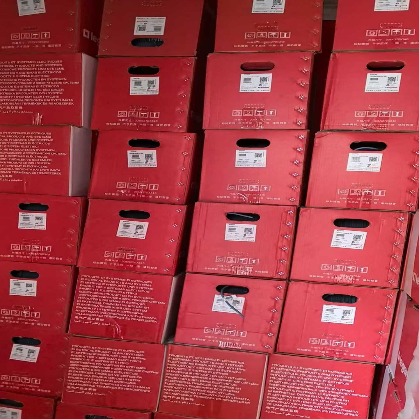 议价罗格朗六类23awg正品网线，型号632720，300箱工程现货/维修