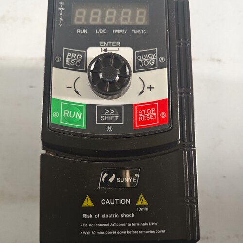 【询价】日业变频器 CM530H-4TR75GB/1R5PB 0.7