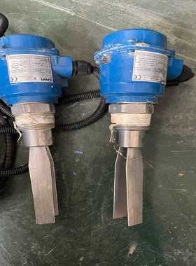 UWT，VN4020A01DA312，成色不错--议价商品