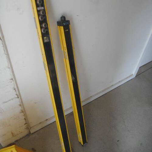 SICK  MSL LIGHT CURTAINS 823mm  SEND  RECEIVE  MUTING UNIT