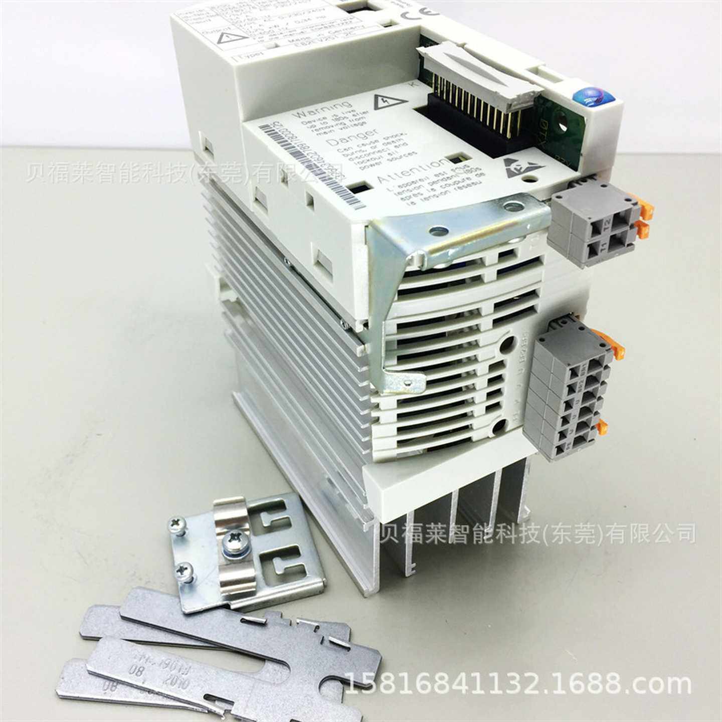 德国伦茨变频器E84AVSCE1524SX0，E84AVSCE1134VX0全新优惠可议f