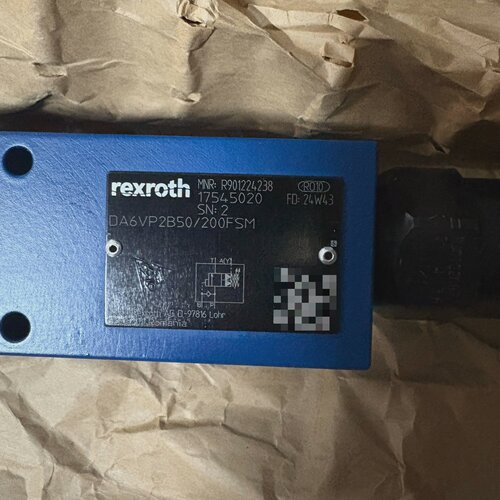出一个全新力士乐Rexroth液压阀型号是R9012-议价