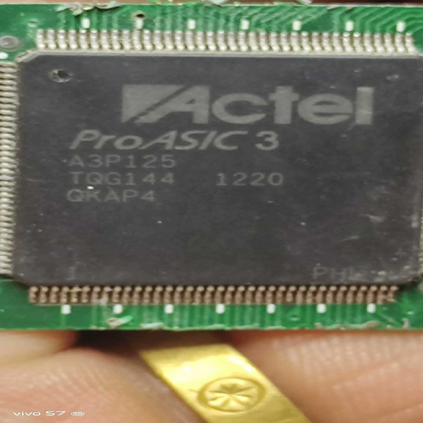 A3P125TQG144切板21个询价