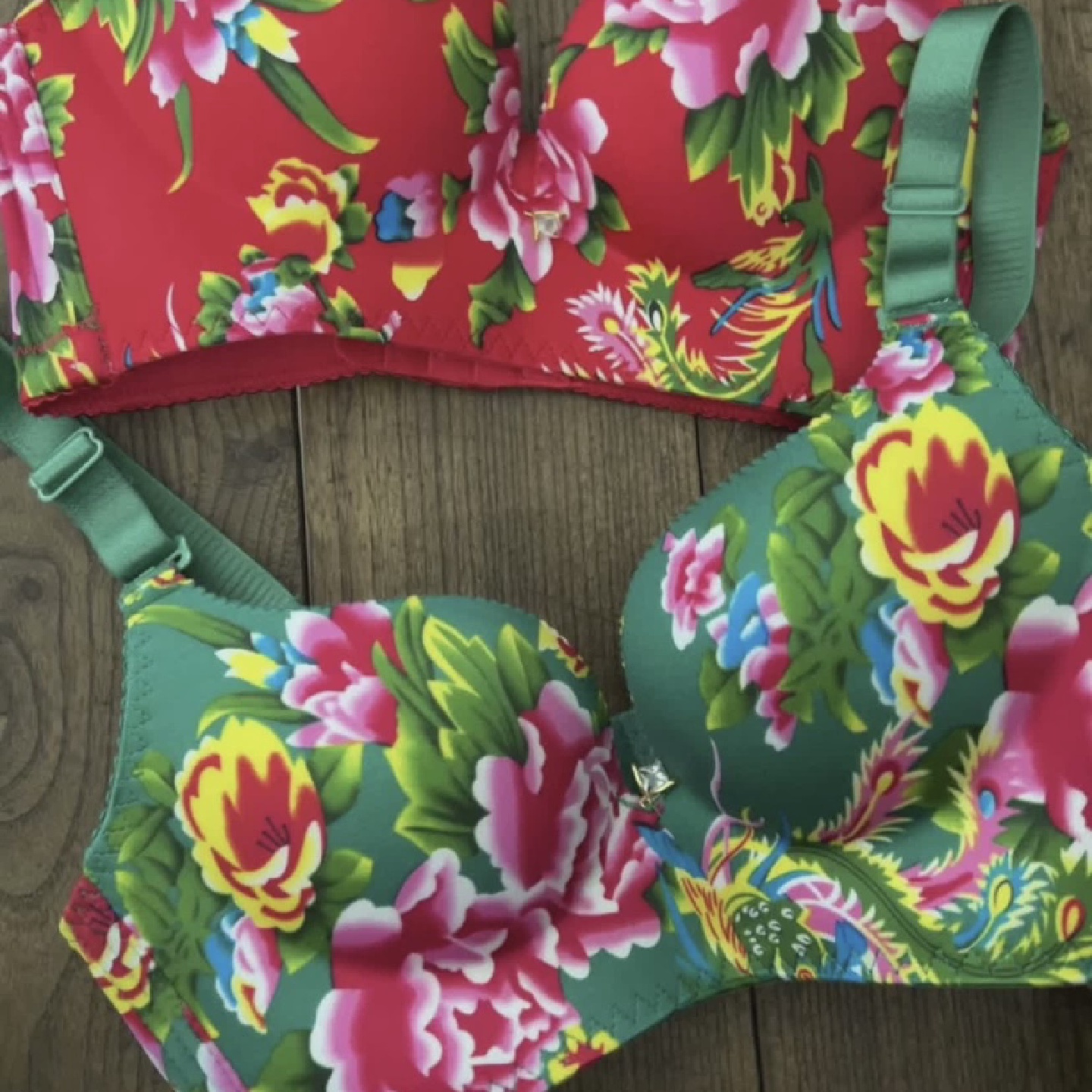 东北大花龙凤无痕无钢圈聚拢文胸收副乳结婚女红色本命年内衣套装