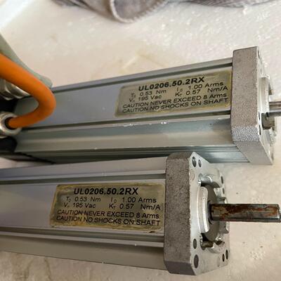 PHASE菲仕电机，UL0206.50.2RX有两个，插头齐【卡奥电子】