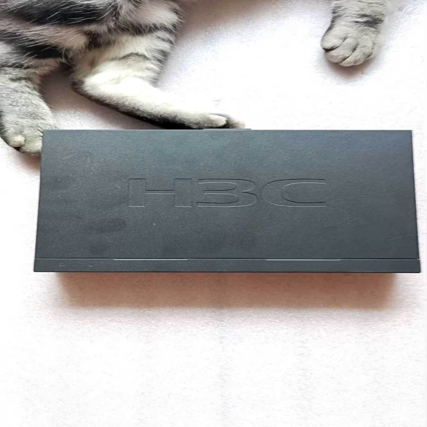 华三(H3C)S1205V-PWR全千兆POE以太网交换--议价商品