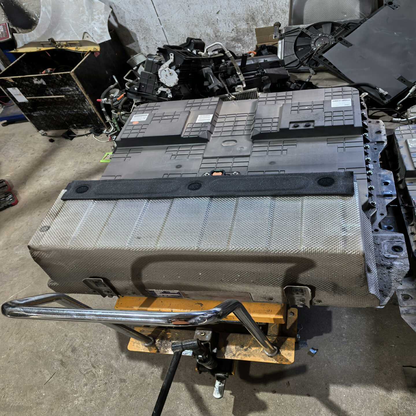 江淮6E低压版，电池包总成，无漏油，不掉电，1.3万公里拆下--议