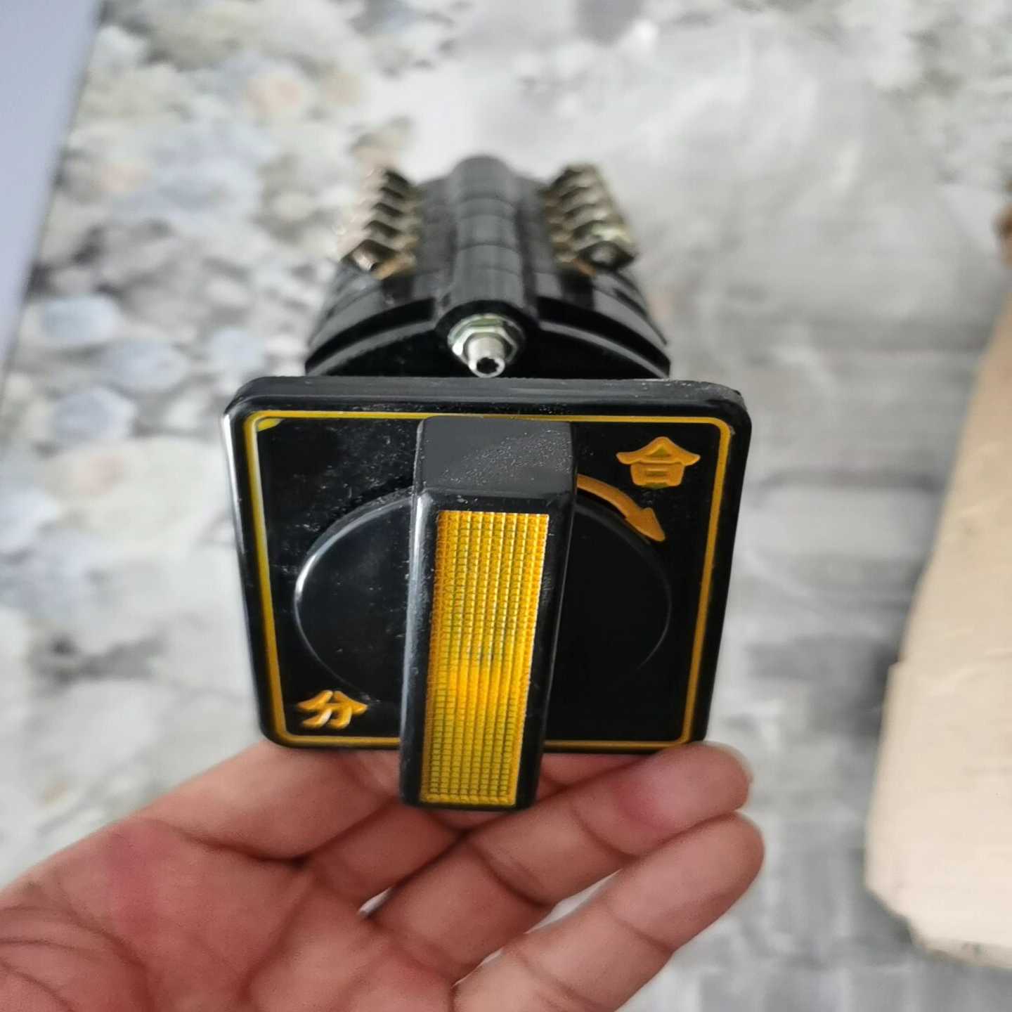 长信LW2D—10/Z1a46a4020/F8转换开关询价