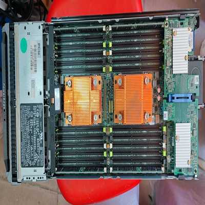 m620刀片，每个刀片配2个e5-2660V2的CPU，4条--议价商品