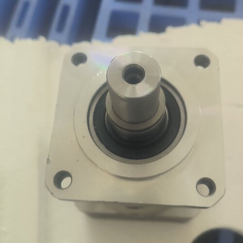 询-纽格尔行星减速机PRF80L17P26台
