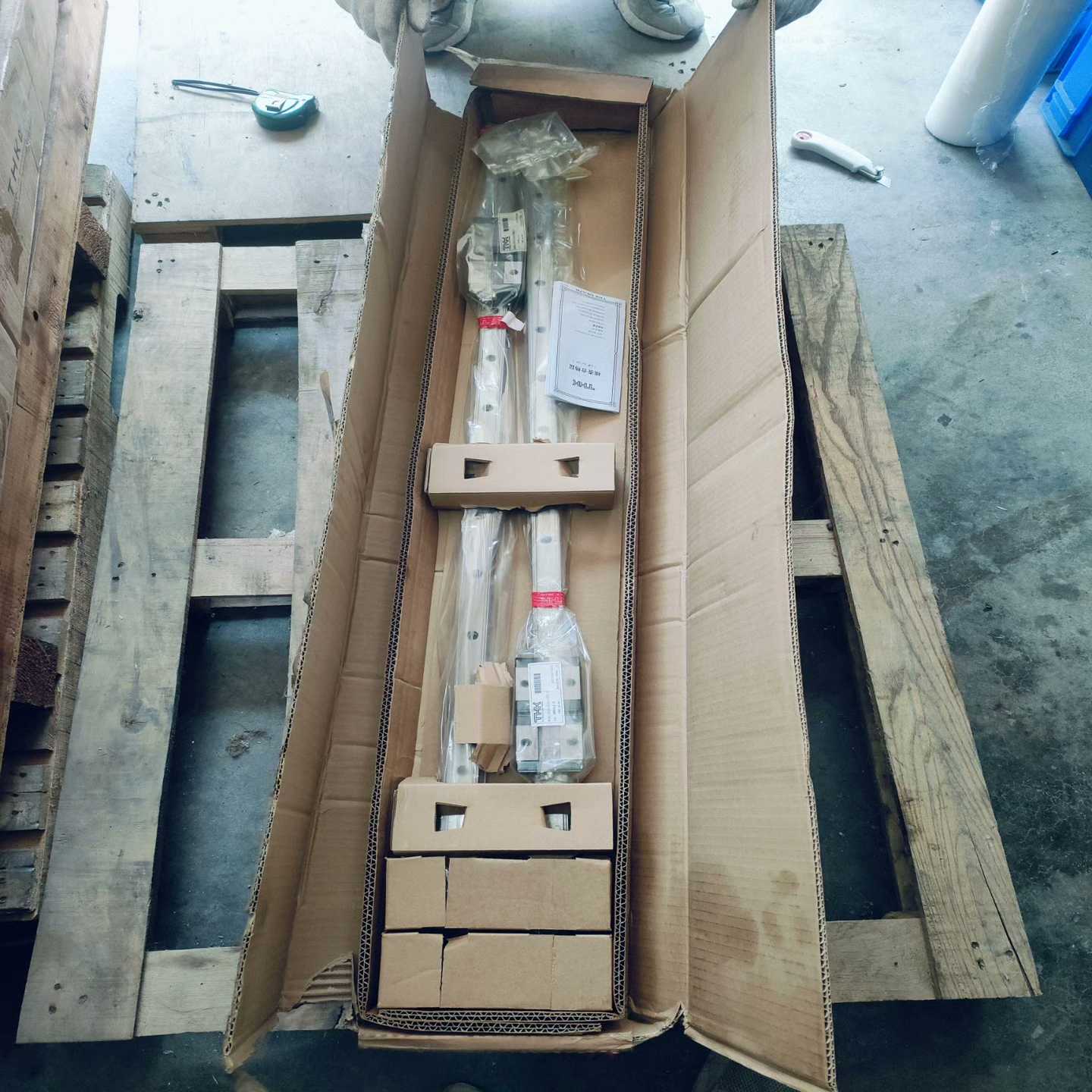 THK直线导轨，SR30V2UU+1080L-l1库存备用品--议价商品