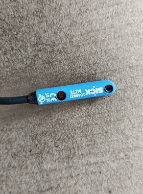 西克SICK磁性开关传感器型号M蓝色外壳黑色线缆议价