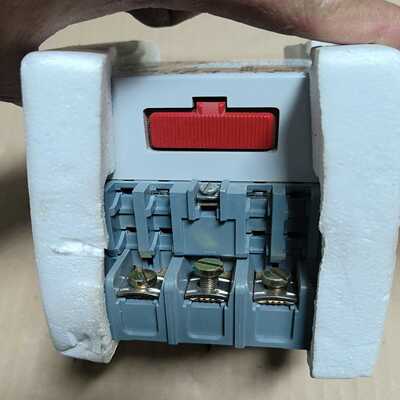 SQUARED接触器DLS3122库存适用