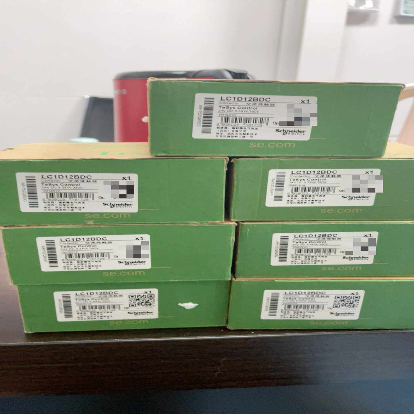 询价施耐德接触器LC1D128DC