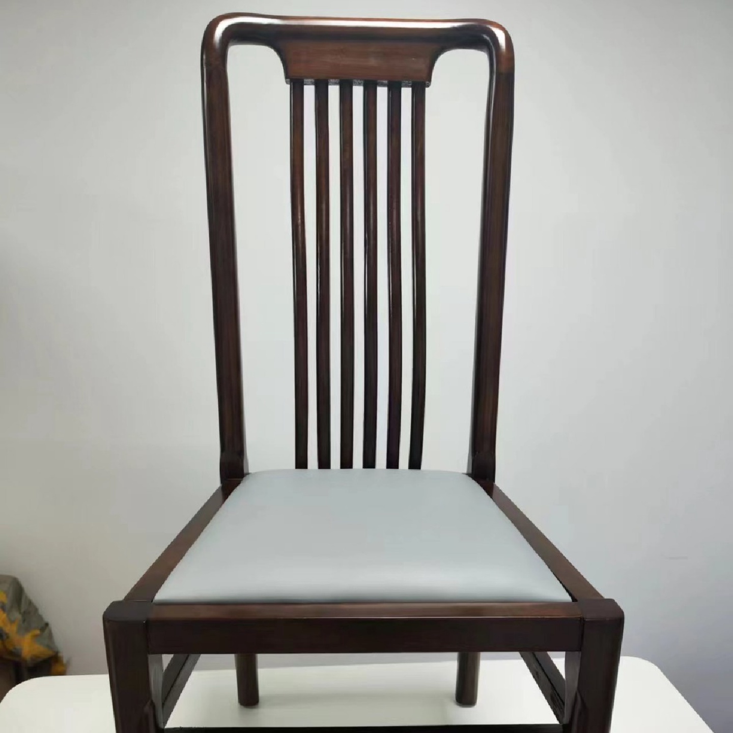 新中式高级感实木餐椅酒店急用客厅现代惨痛饭店椅子百搭款纯橡木