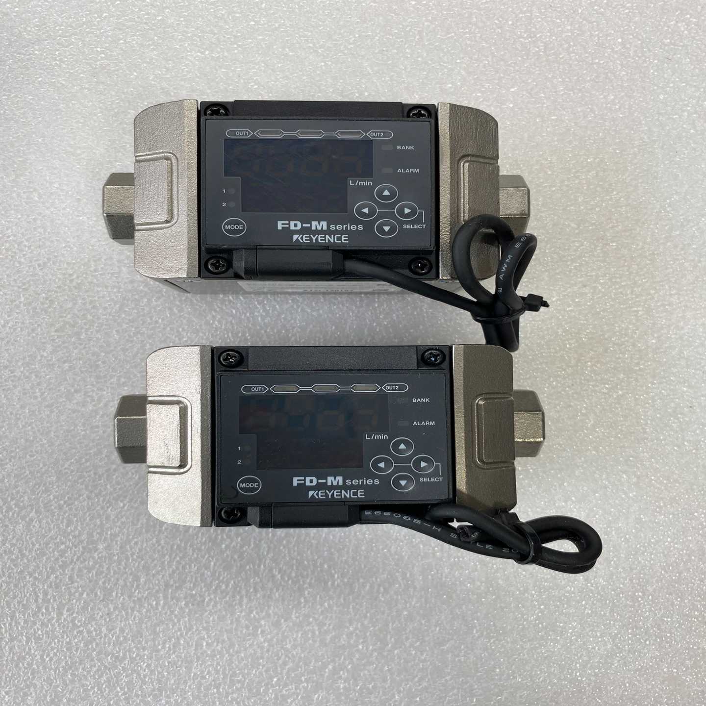 基恩士流量计传感器，型号FD-M5AY，包原装正品，数量五个--议价