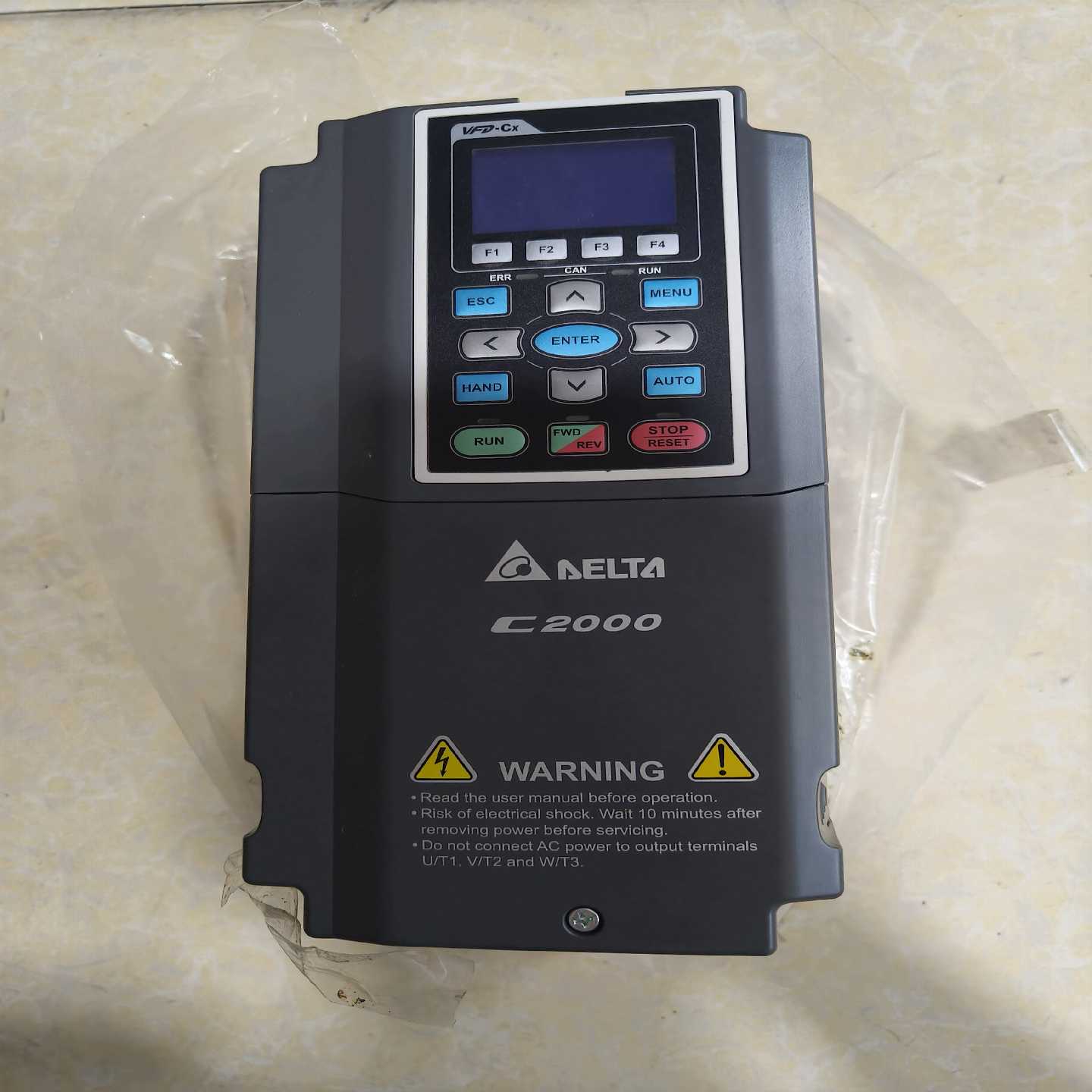 （霸霸电子）台达C2000变频器VFD015C43A新机未使用过