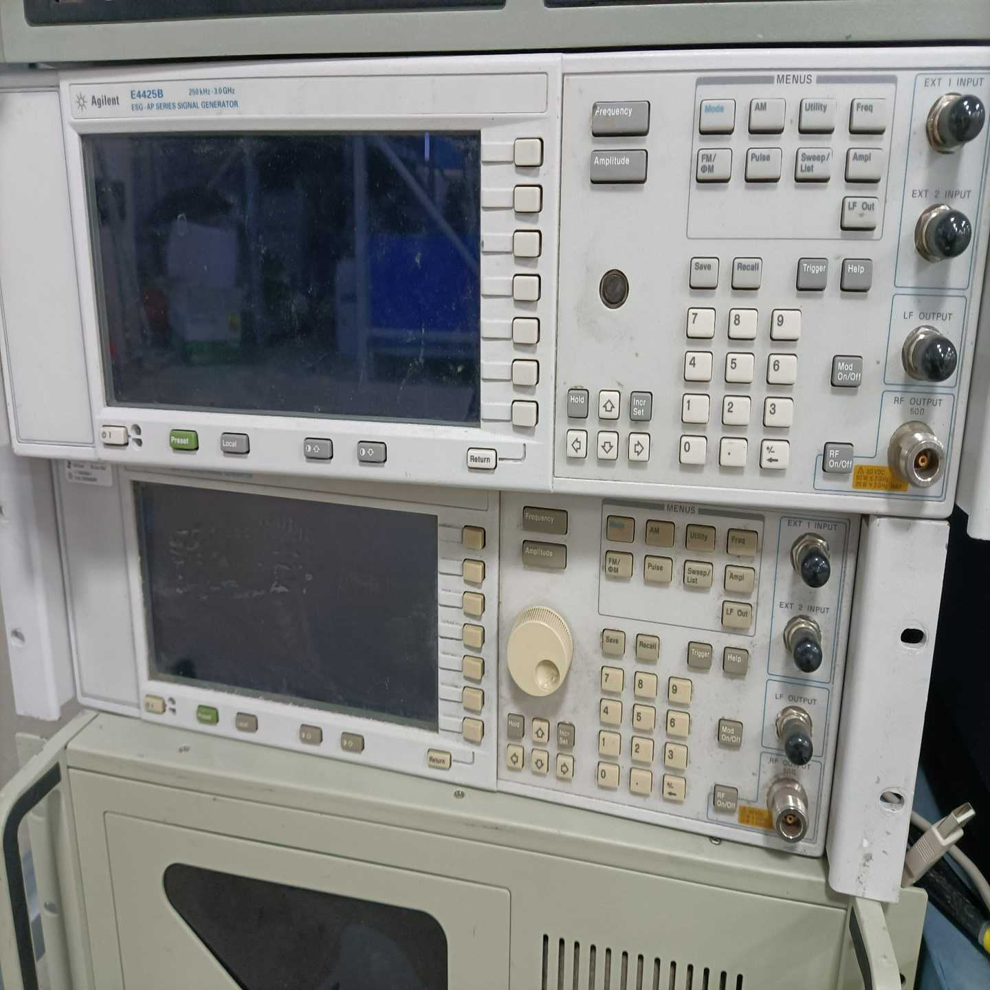 安捷伦AgilentE4425B信号发生器，频率范围250--议价商品