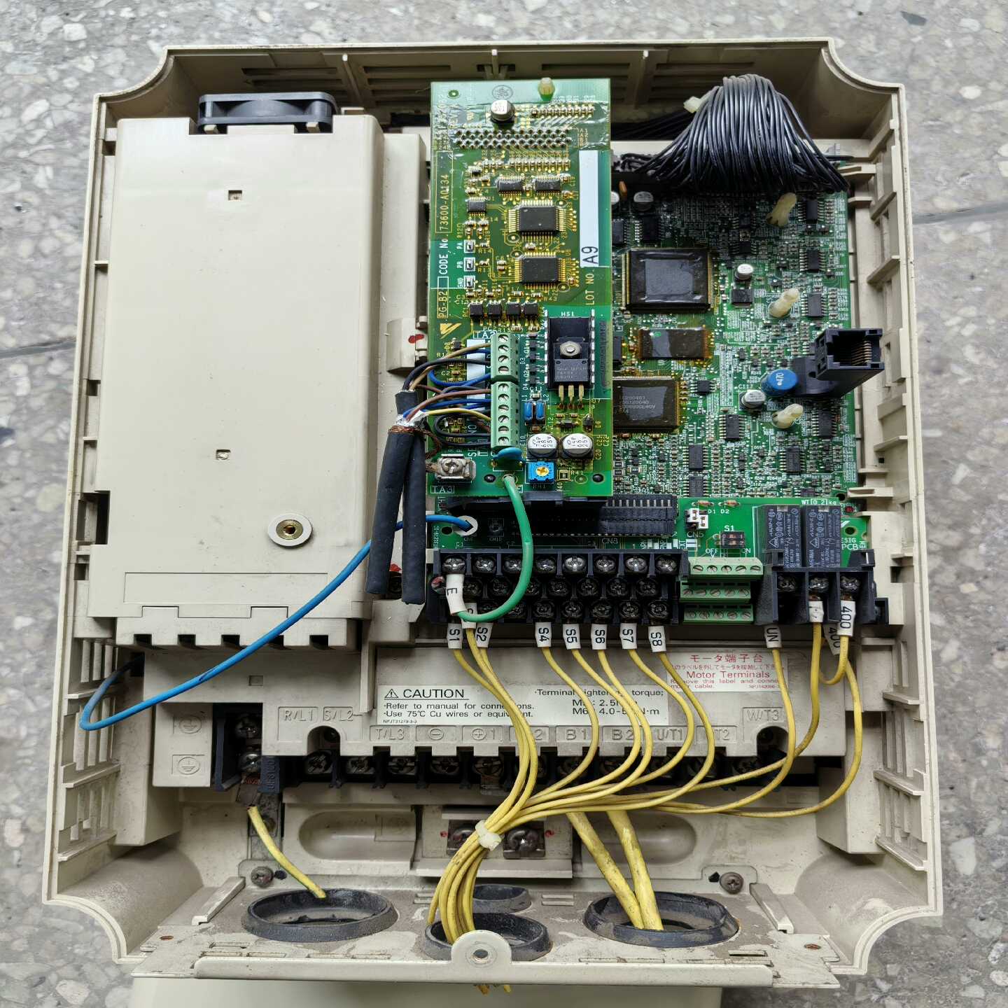 咨询-安川变频器15KWCIMR-G7A4015，已上