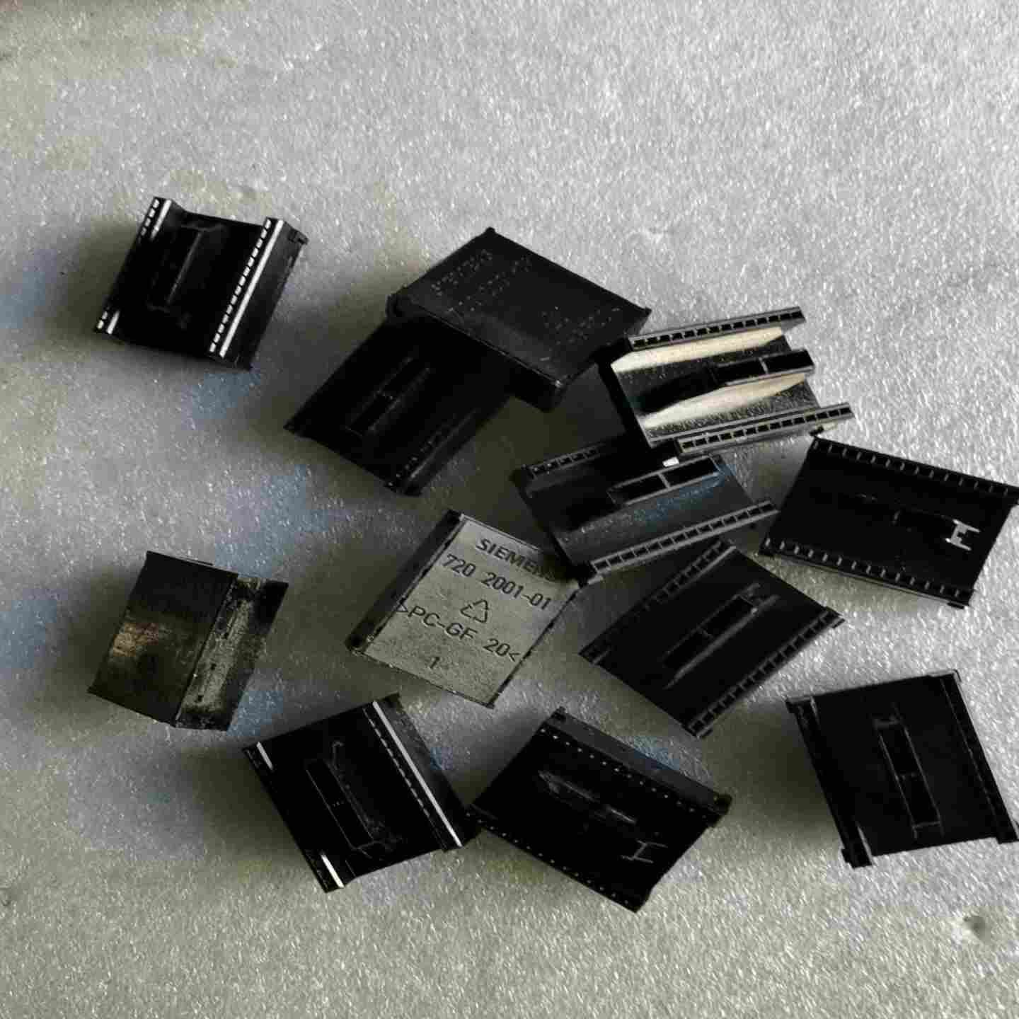 议价西门子300系列PLC模块U型连接7202001-01P